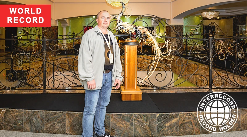 largest firebird sculpture made of bones and horns, 165 cm high, 96 cm long and 70 cm wide, was created by Kirill Nikiforov